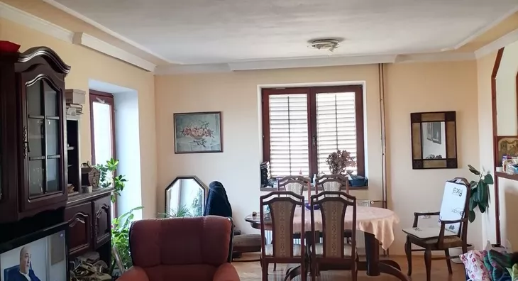 4-etažna kuća | 4zida