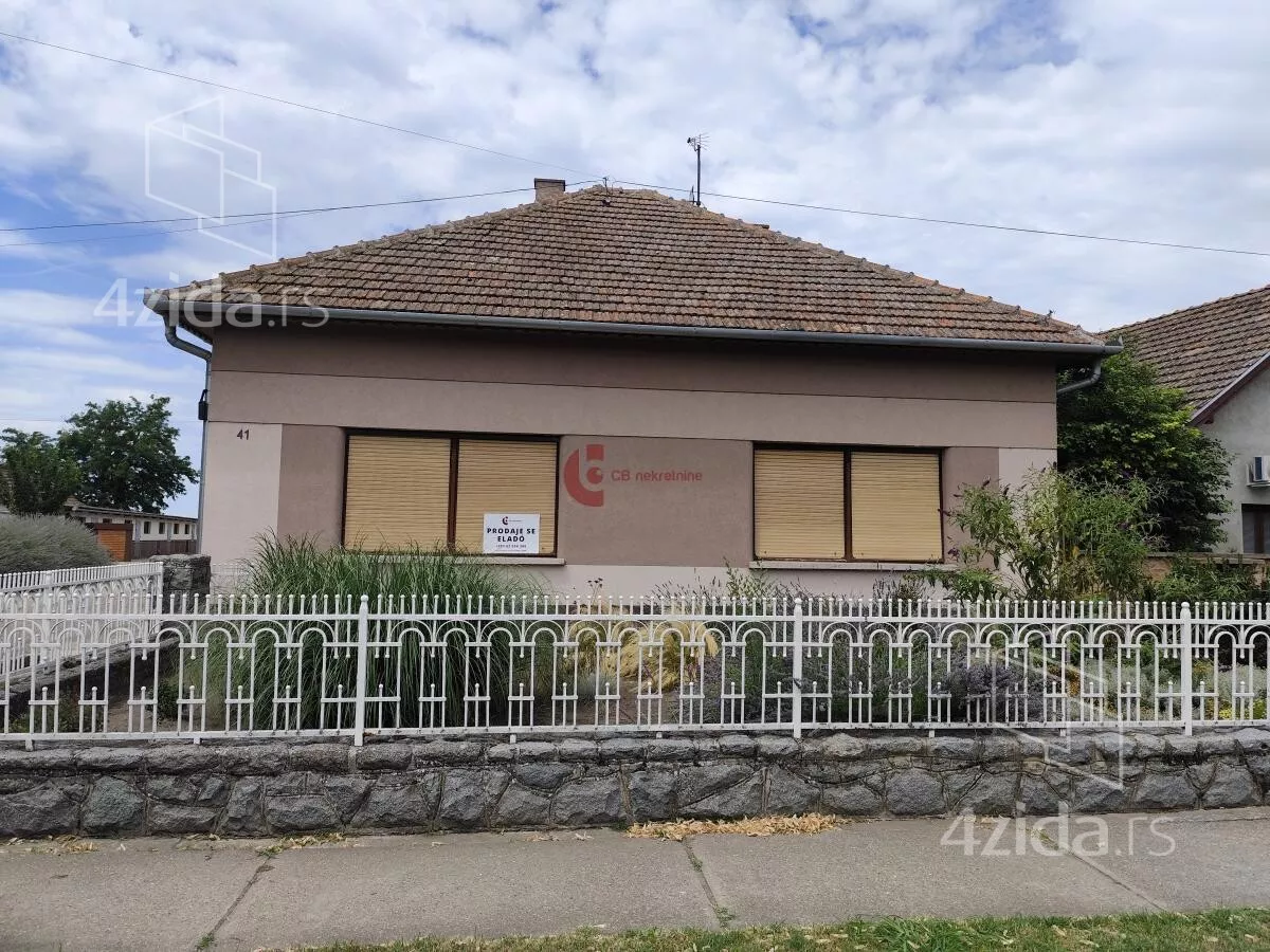 Kuća | 4zida