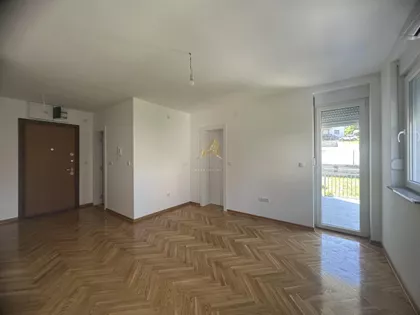 Snežnik | 4zida.rs
