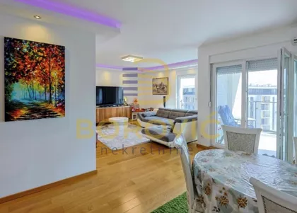 Zemunske kapije | 4zida.rs