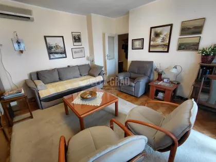 Radoja Domanovića | 4zida.rs