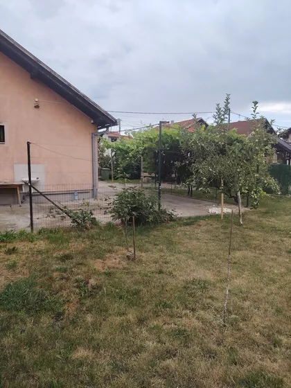 Batajnica | 4zida.rs