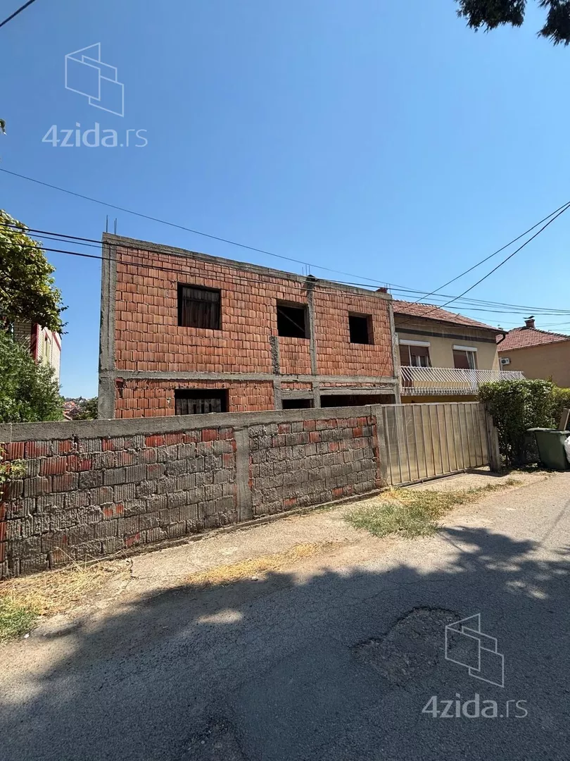 3-etažna kuća | 4zida