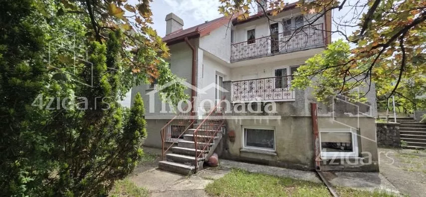 Kuća | 4zida