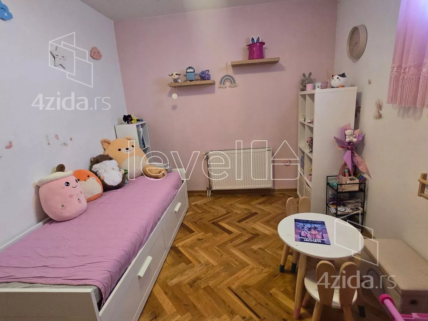Troiposoban stan | 4zida