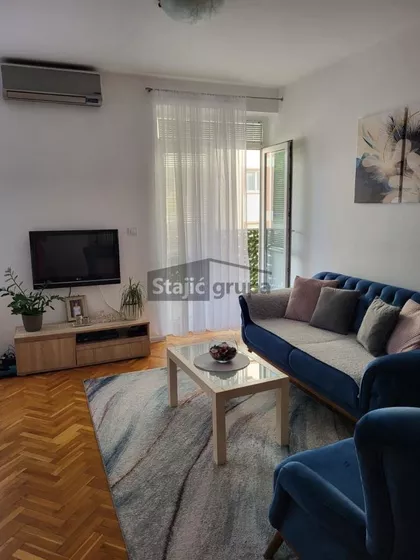 Višnjička Banja | 4zida.rs
