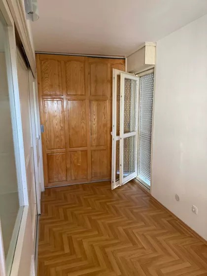Prvomajska | 4zida.rs