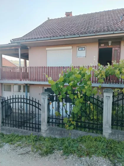 Bresnica | 4zida.rs