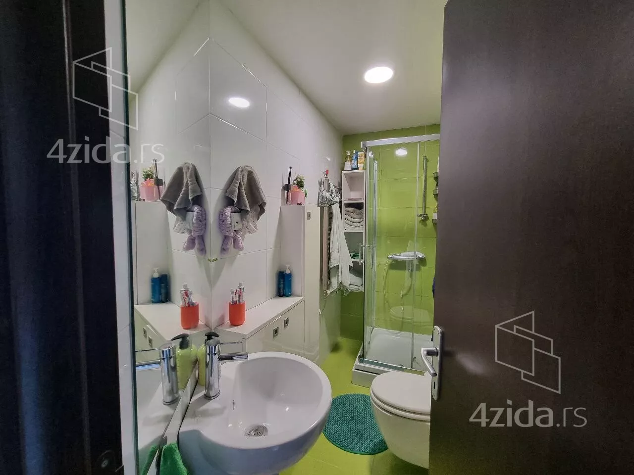 Četvorosoban stan | 4zida