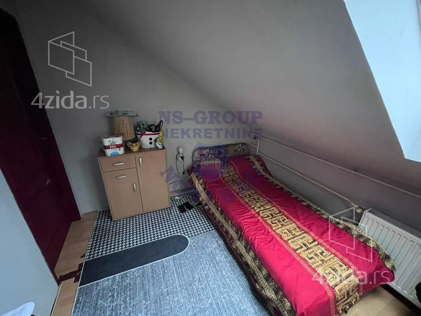 Jednoiposoban stan | 4zida