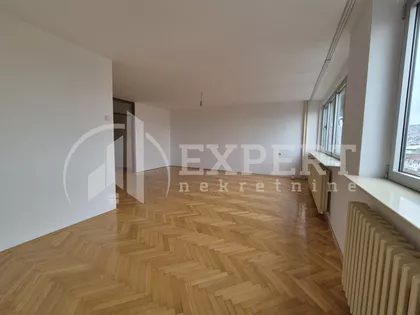 Cara Dušana | 4zida.rs