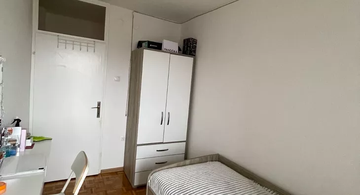 Četvoroiposoban stan | 4zida