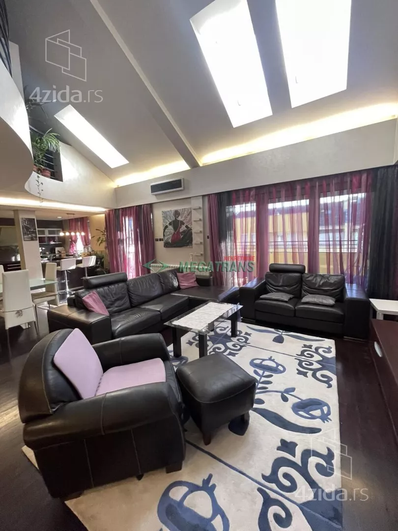 Šestosoban stan | 4zida