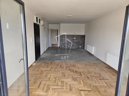 Doljanska (Sremčica) | 4zida.rs