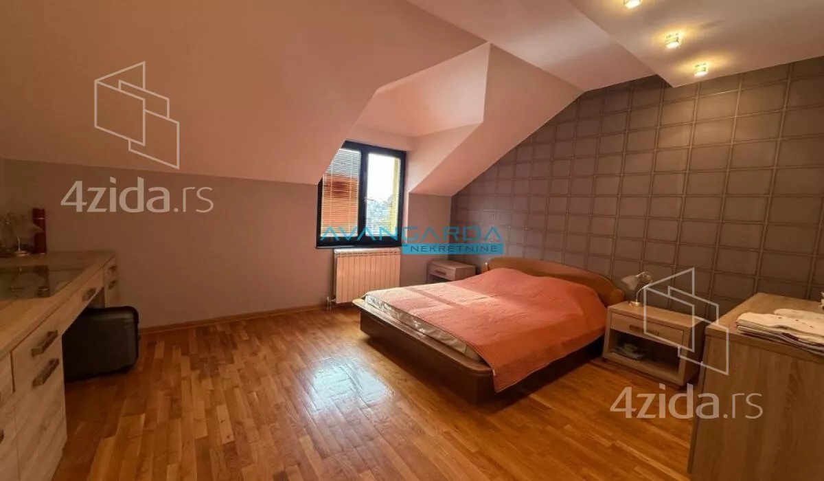 Kuća | 4zida