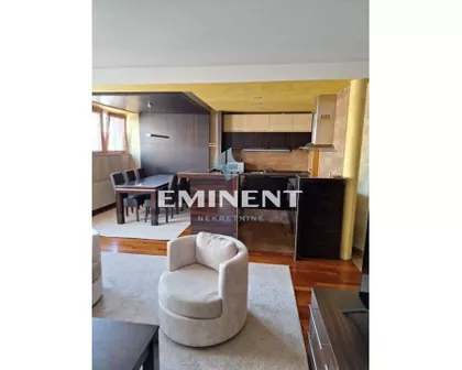 Patrijarha Varnave | 4zida.rs