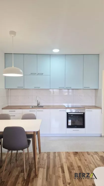 Bulevar Patrijarha Pavla (Somborski Bulevar) | 4zida.rs