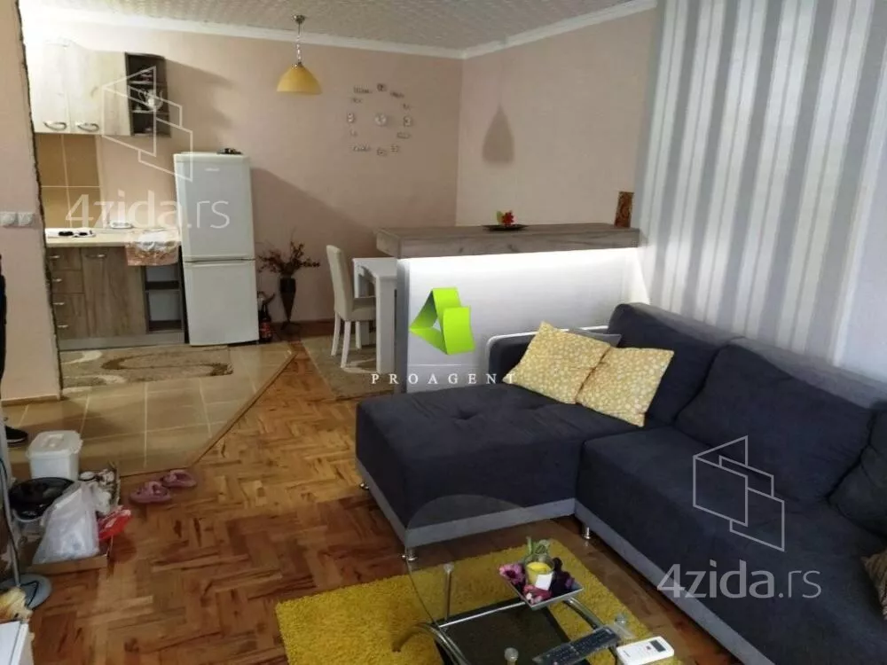 Garsonjera | 4zida