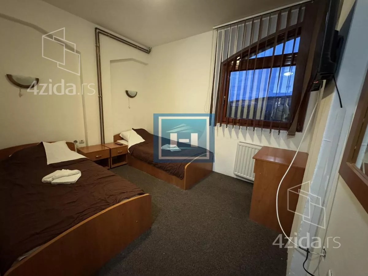 Ugostiteljski objekat | 4zida