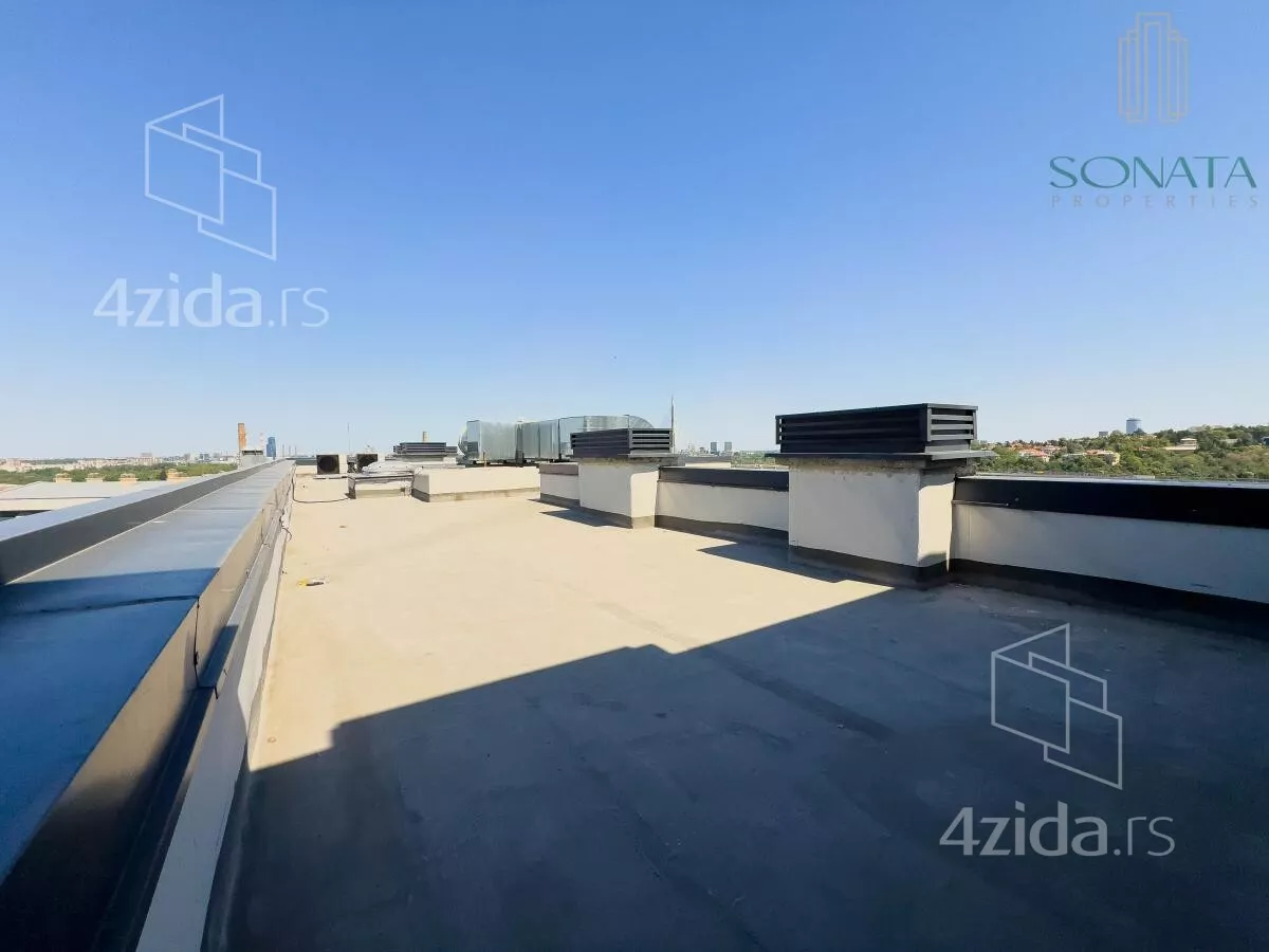 Šestosoban stan | 4zida