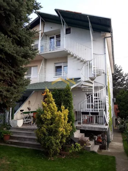 Sremska Kamenica | 4zida.rs