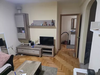 Vidovdanska 19 | 4zida.rs