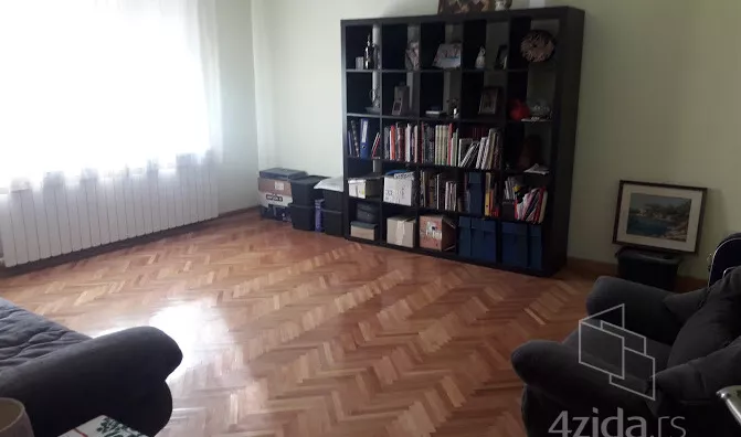 3-etažna kuća | 4zida