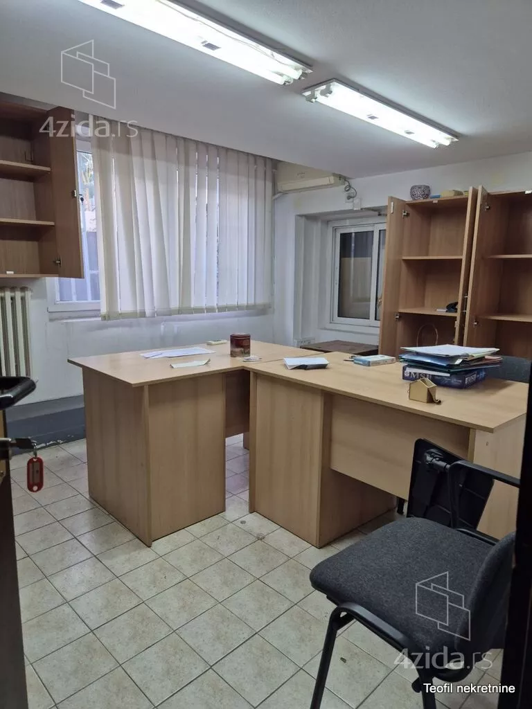 Poslovni prostor | 4zida