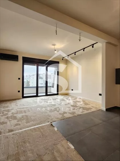 Lekino Brdo | 4zida.rs