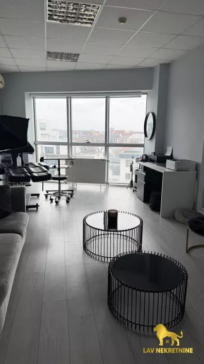 AUGUSTA CESARCA | 4zida.rs