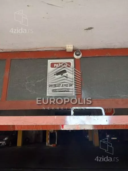 Garaža | 4zida