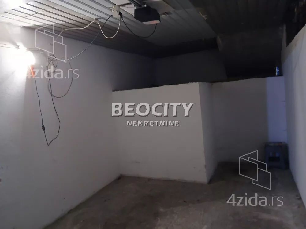 Garaža/Parking | 4zida