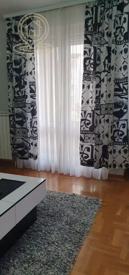 Crveni Krst Vračar | 4zida.rs