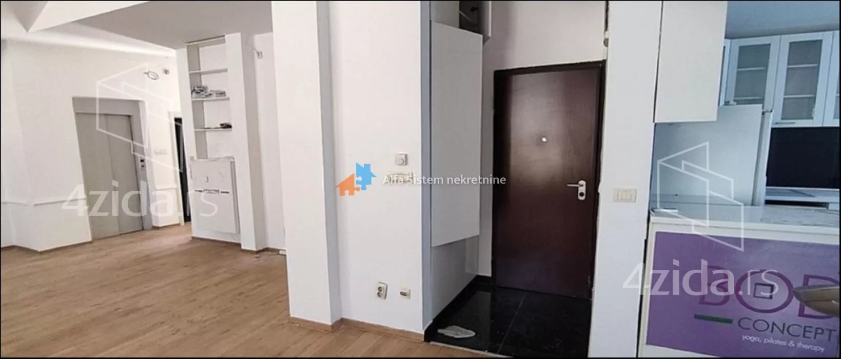 Petosoban stan | 4zida