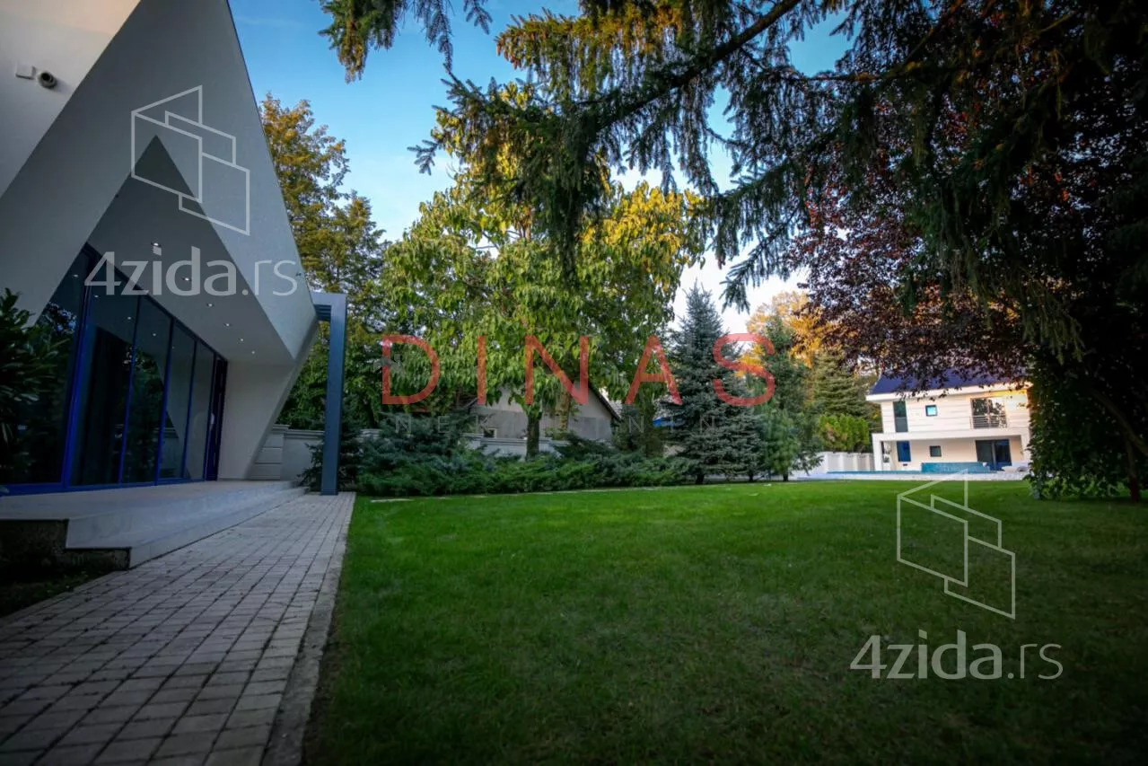 Kuća | 4zida
