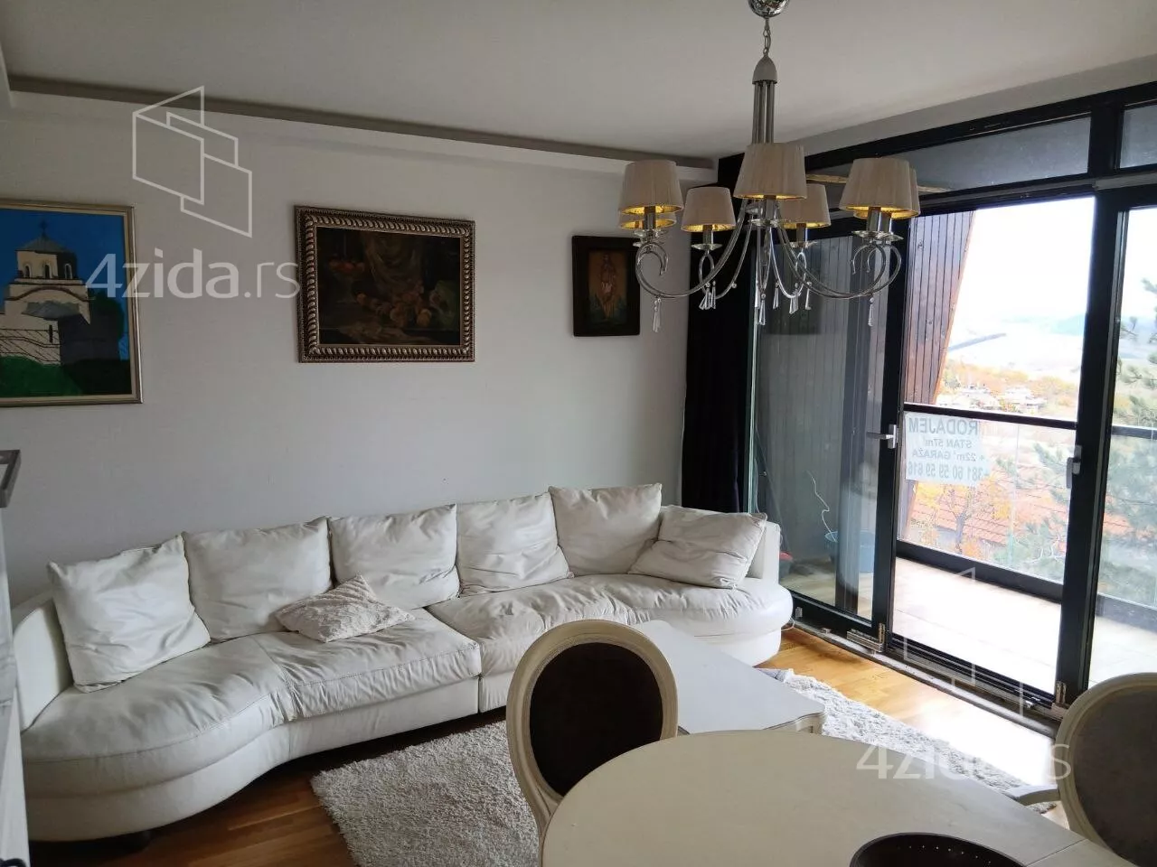 Jednoiposoban stan | 4zida