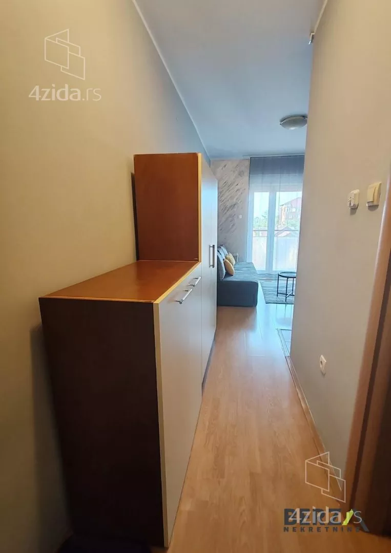 Garsonjera | 4zida