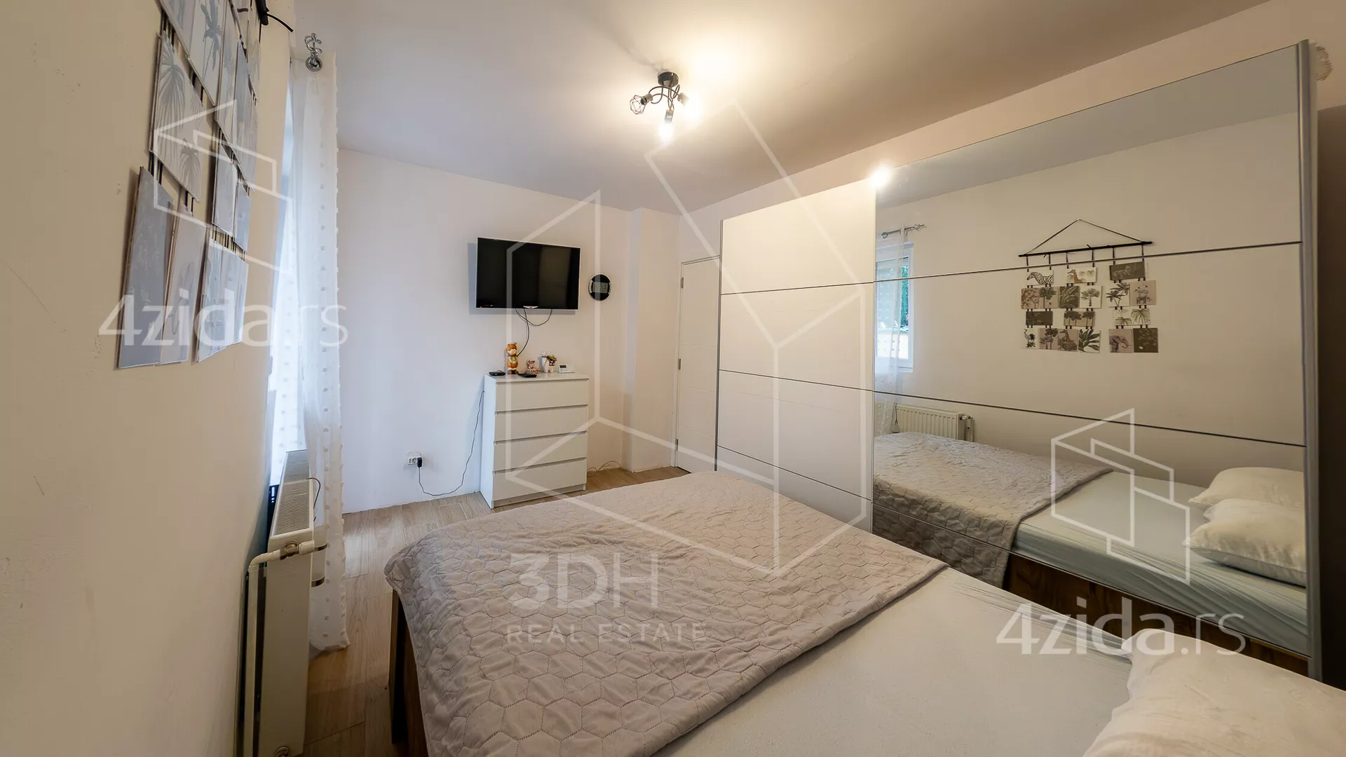 Jednoiposoban stan | 4zida