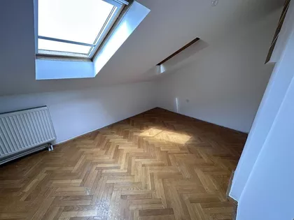 Petra Drapšina | 4zida.rs
