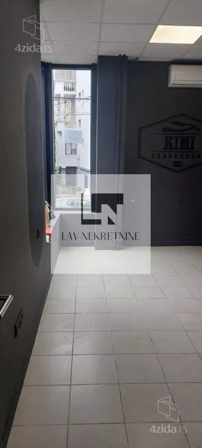 Lokal | 4zida