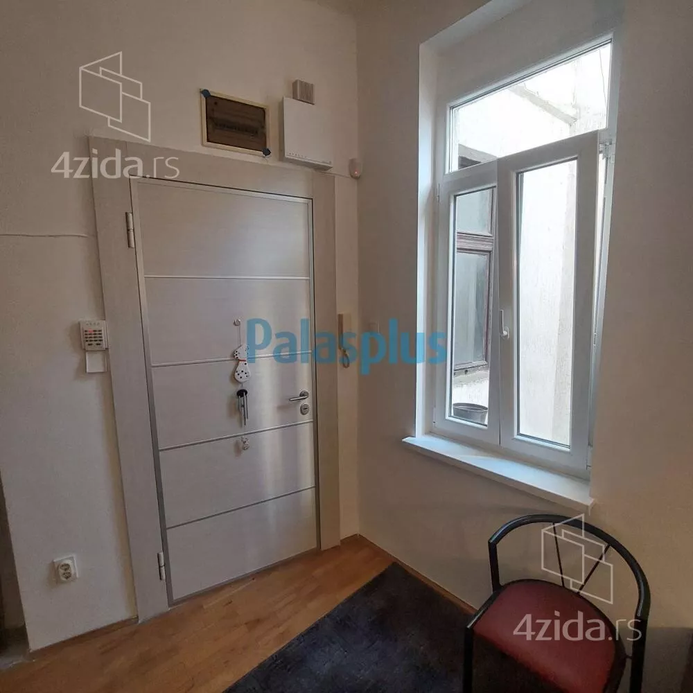 Kancelarija | 4zida