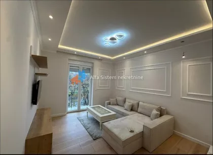 Vukov Spomenik | 4zida.rs