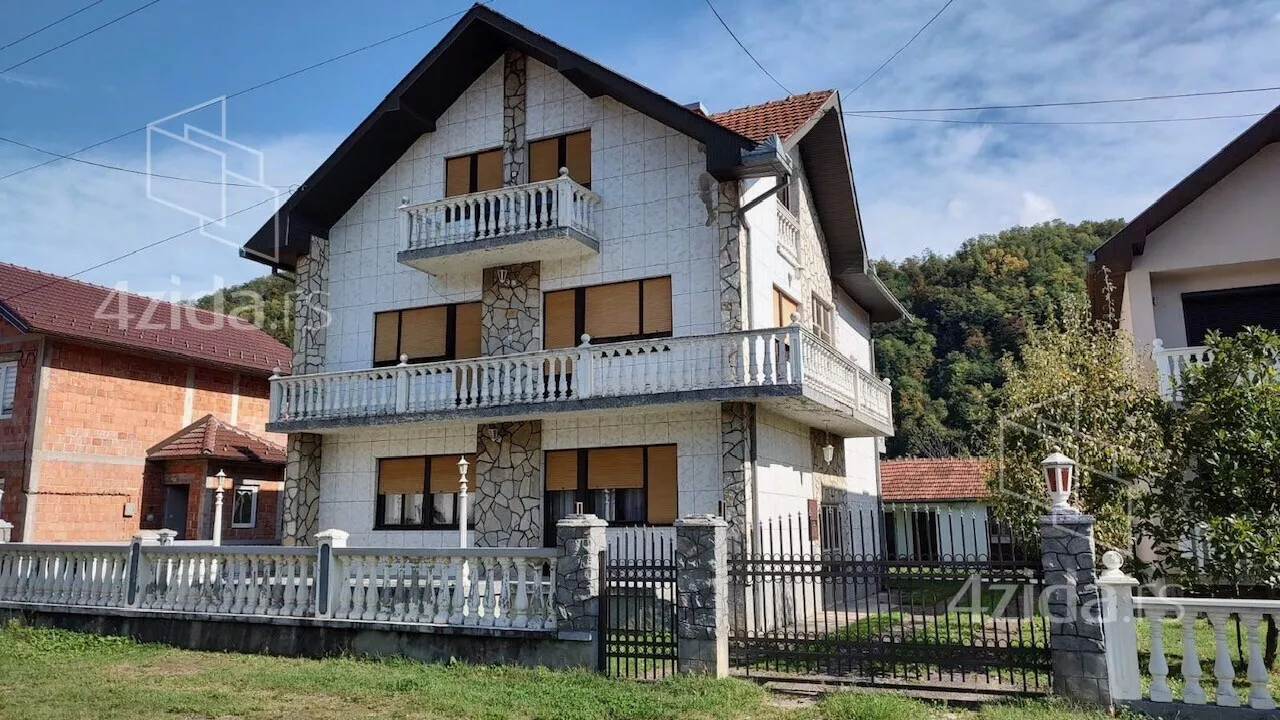 3-etažna kuća | 4zida