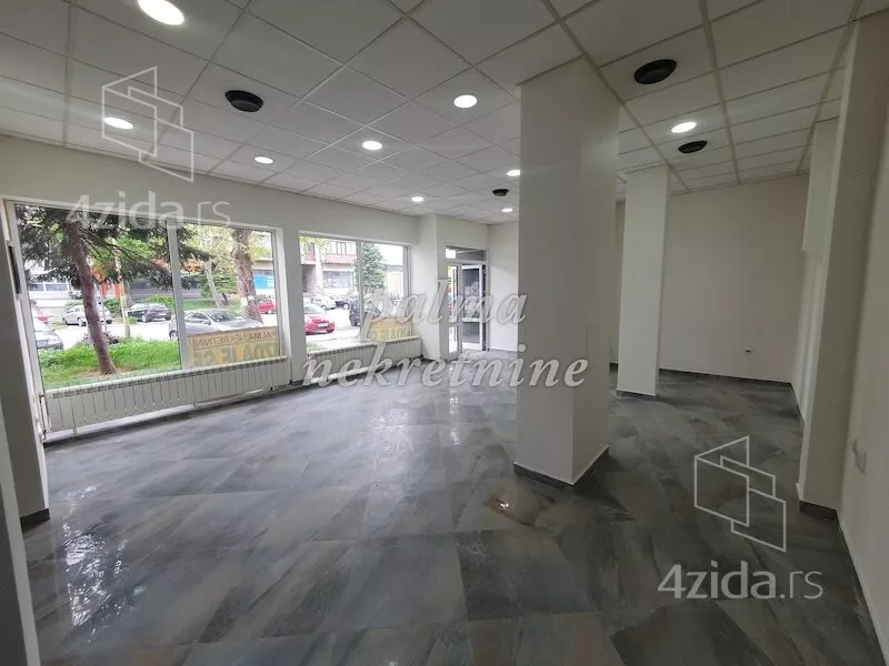 Poslovni prostor | 4zida