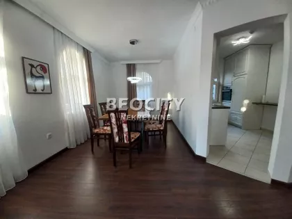 Lipov Gaj | 4zida.rs