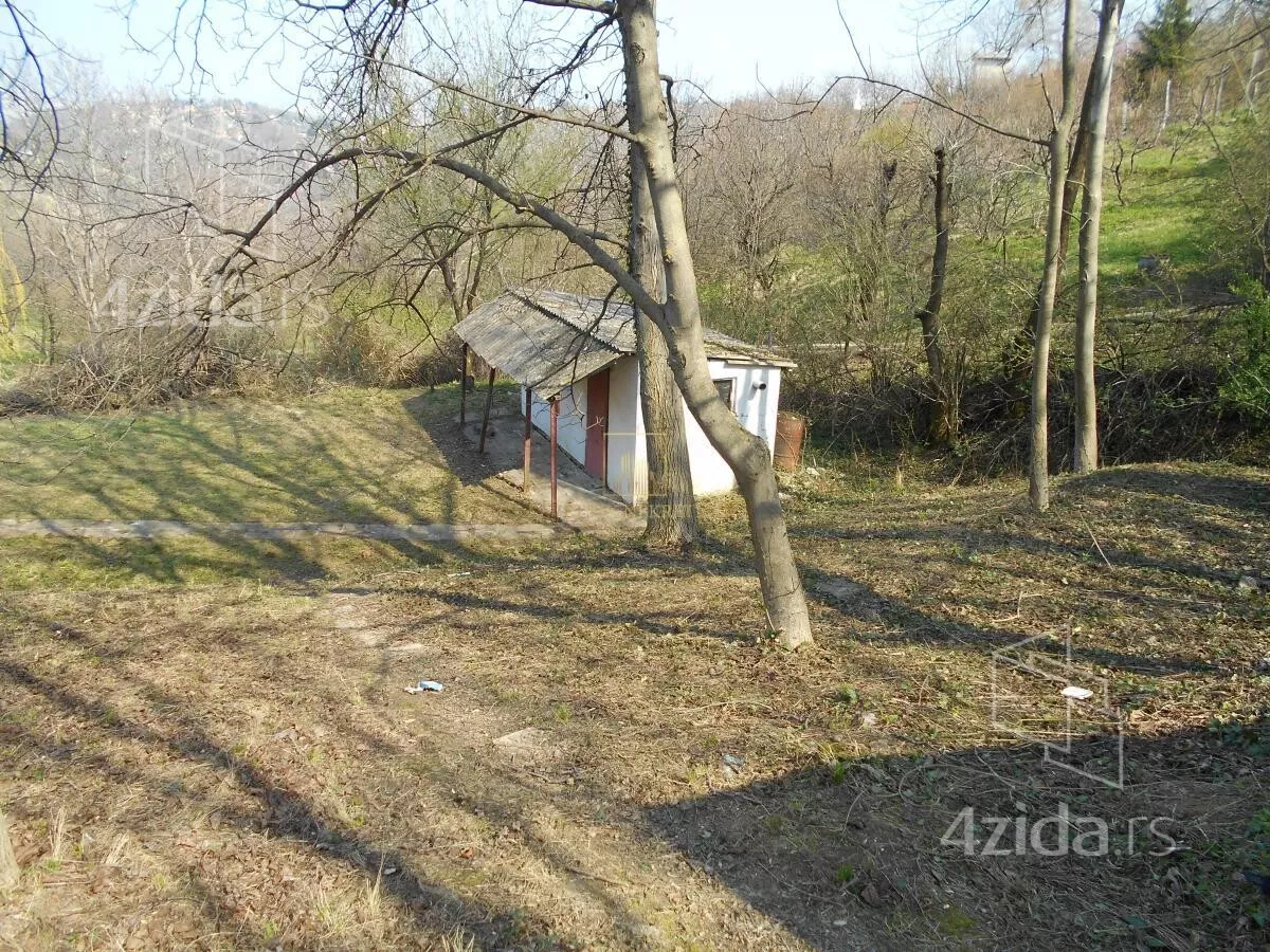 Plac | 4zida