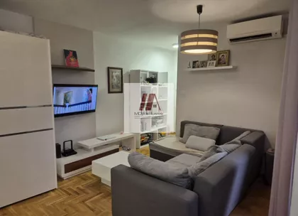 Zgradje | 4zida.rs
