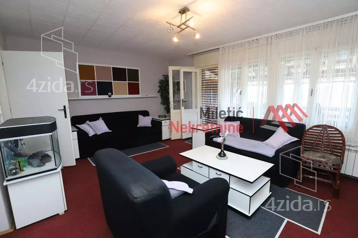 3-etažna kuća | 4zida