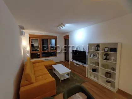 Tadije Sondermajera | 4zida.rs