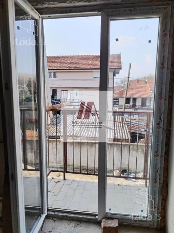 Šestosoban stan | 4zida